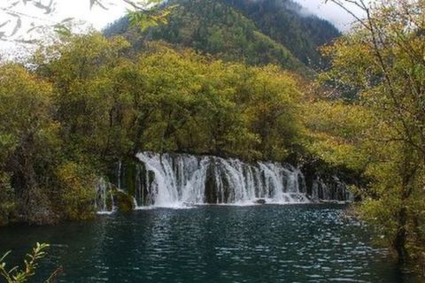 成都-九寨-牟尼沟4晚5日游 成都拼团 美食之星