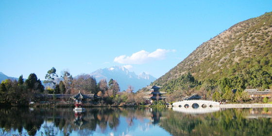 黑龙潭公园